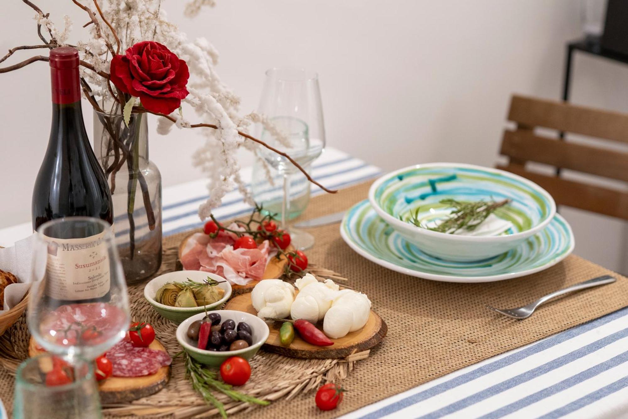 מונופולי Dimora Sardaro Luxury Suites מראה חיצוני תמונה